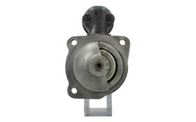 · 0001367001R - MOTOR DE ARRANQUE CASE 3.1 KW 12V BOSCH RECONSTRUIDO